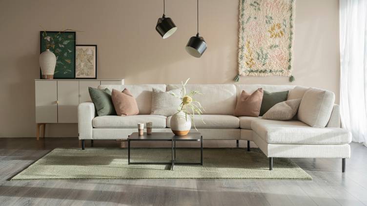 Kuva, joka sisältää kohteen sisä-, seinä, sisustussuunnittelu, sohva

Tekoälyllä luotu sisältö voi olla virheellistä.