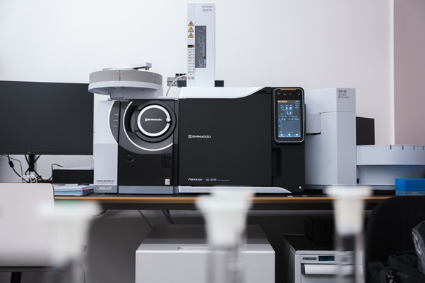 Kuva, joka sisältää kohteen sisä-, elektroniikka, Elektroninen laite, työpöytä

Tekoälyn generoima sisältö voi olla virheellistä.